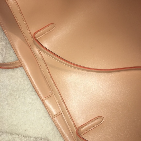 Kenneth Cole reaction bag - Picture 4 of 5